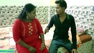 Cowok tukang masak India yang panas dan besar, bercinta kasar dengan kakak tiri yang sudah menikah! Adegan panas Hindi