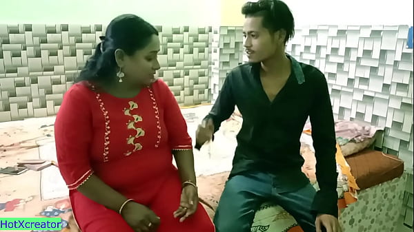 Cowok tukang masak India yang panas dan besar, bercinta kasar dengan kakak tiri yang sudah menikah! Adegan panas Hindi
