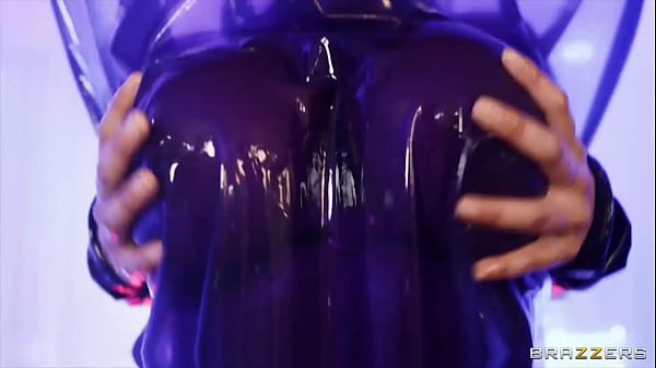 Cari Video Cum Thru 4 dari Brazzers, Download Full di zzfull.com