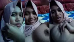 Alumni SMK 45 Dewi Jakarta (14) yang bikin kelojotan inget masa-masa nakal di kelas.