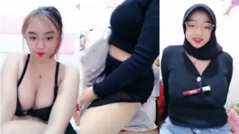 Cewe buka hijab, sange ebot guling sampe minta digituin.