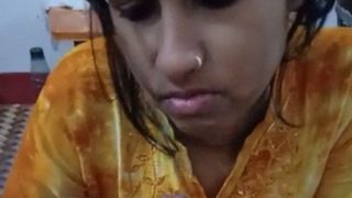 Desi pembantu sama anak ceweknya ngewe ngentot kontol