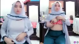 Perawat Buka-Bukaan Live, Toket Montok Siap Dilihat