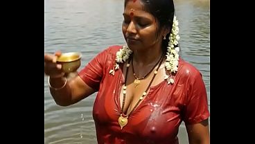 Desi bhabhi AI, siap memuaskan nafsu terdalammu.