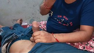 Tonton video bhabhi India dengan pussy ketat dan suara Hindi jelas yang bikin nagih