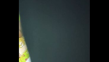 Bu mertua ketahuan lagi mainin memek sendiri