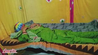 Abang ipar desi India dan kakak ipar lagi ngewe panas sampe crot