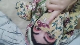 Hijab Istri Arab Montok Horny Colmek Sampai Muncrat Basah Kehujanan Sementara Suami Lagi Sholat Di Kamar Lain