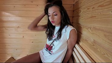 Çıtı Pıtı Üvey Kız Kardeşinin Mini Dar Memesi Sikildikçe Genişliyor – Türk porno