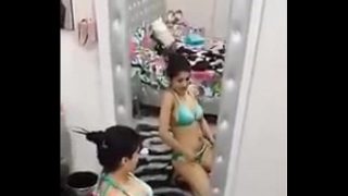 Cewek India di Dubai siap melayani, bikin makin panas, hubungi 971521688502