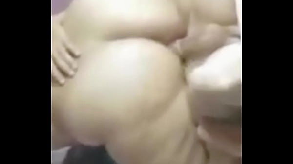 المتناكة ولعانة على الزب