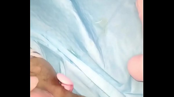 Cewek China coli sampe muncrat, lubang-lubangnya penuh semua.