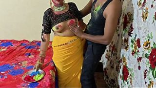 GILA! Dever Bhabhi main Holi warna berantakan, suara nafas basah dan erangan jelas banget