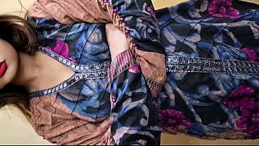 Paki Desi cewek di rumah aja, langsung ngewe abis-abisan, dirty talk Hindi full bikin basah.