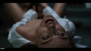 Alien Parasit yang Ngontrol Pikiran vs Cewek-Cewek Hot Bergoyang Geli