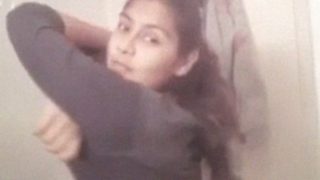 Anjali, cewek kuliah desi di Stripchat, bugil goyang-goyang bikin ngilu.