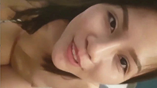 Bokep Terbaru ABG Amoy Cantik Nyepong Lanjut Gaya Doggy Bikin Nagih