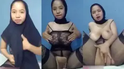 Lusi jilbab hitam nafsu, jari mainin memek basah sampai desah nggak karuan.