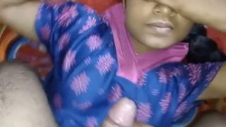Mulut penuh air mani setelah hisap kontol Marathi