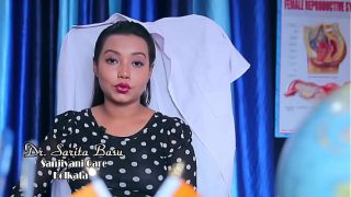 Cewek-cewek pada doyan banget gaya hot ini, bikin makin menggoda!
