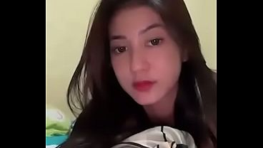 Cewek Indonesia live IG, goyang-goyang bikin tegang, siap-siap ngeces.