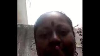Ibu India montok siap digoyang.