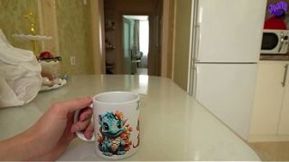 Pagi-pagi udah disuruh nyedot punya nyokap tiri sampe dalem.