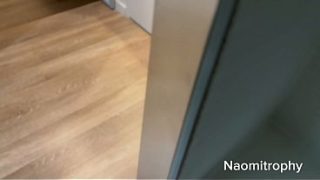 Liburan seru main kakak tiri – Naomi Noel, ngewe bareng sampai puas.