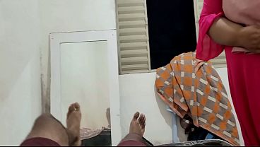 Meia-irmã árabe masuk kamar, langsung kencanin dia sampe basah.