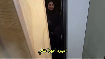 Hijabi istri nakal, nikah tapi masih main anal dalem, ngewe mulut berantakan, dan creampie penuh.