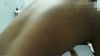 Ibu tiri Afrika Selatan yang liar, dia merengek minta kontol besarku masuk ke memeknya setiap kali bapak tiri pergi kerja.