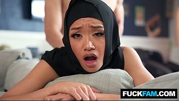 HIJABI DIAJAKIN KE BUDAYA AMERIKA, JADE KIMIKO SAMA PARKER AMBROSE MAKIN PANAS