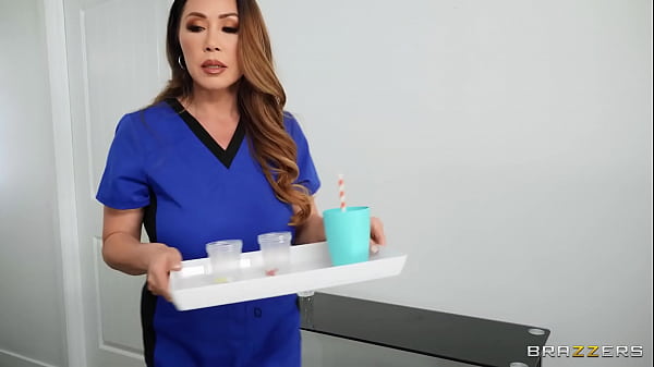 Ngewe dan Cipratin Perawat / Video Panas Brazzers full di https://zzfull.com/nurse