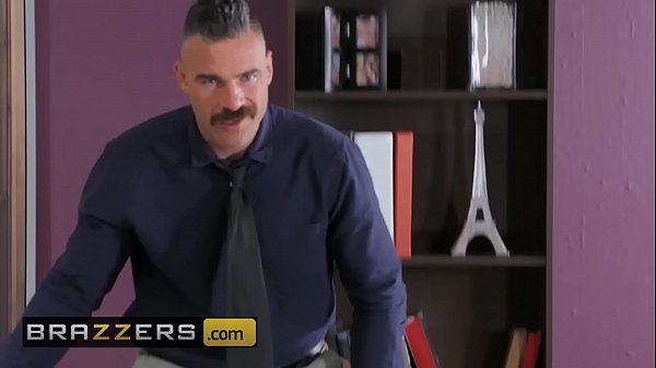 Bos gede remote kontrol, Monique Alexander & Charles Dera, toket montok di kantor bikin tegang.