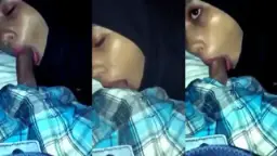 Hijab nakal nge-sepong di mobil, bikin makin basah.