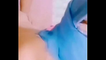 Punya pacar cewek dengan memek yang super gede dan bikin nagih
