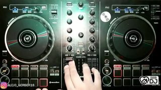 Live set DJ Alejo Gerber ngentot memek sampe muncrat
